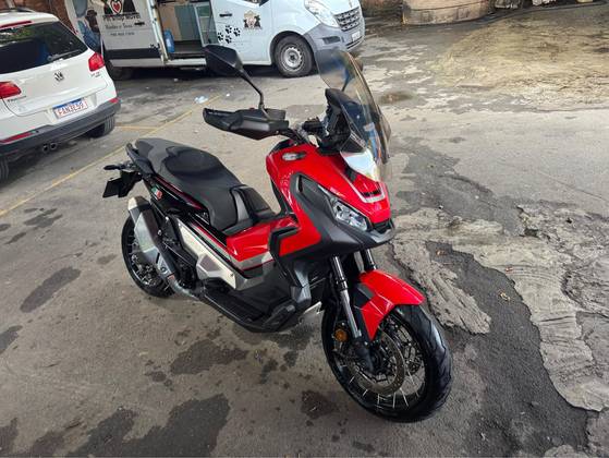 HONDA X-ADV 